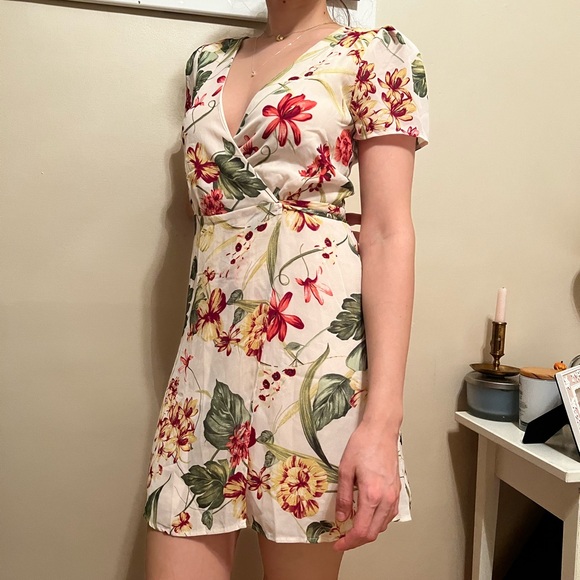Forever 21 Floral Dress - Picture 1 of 5